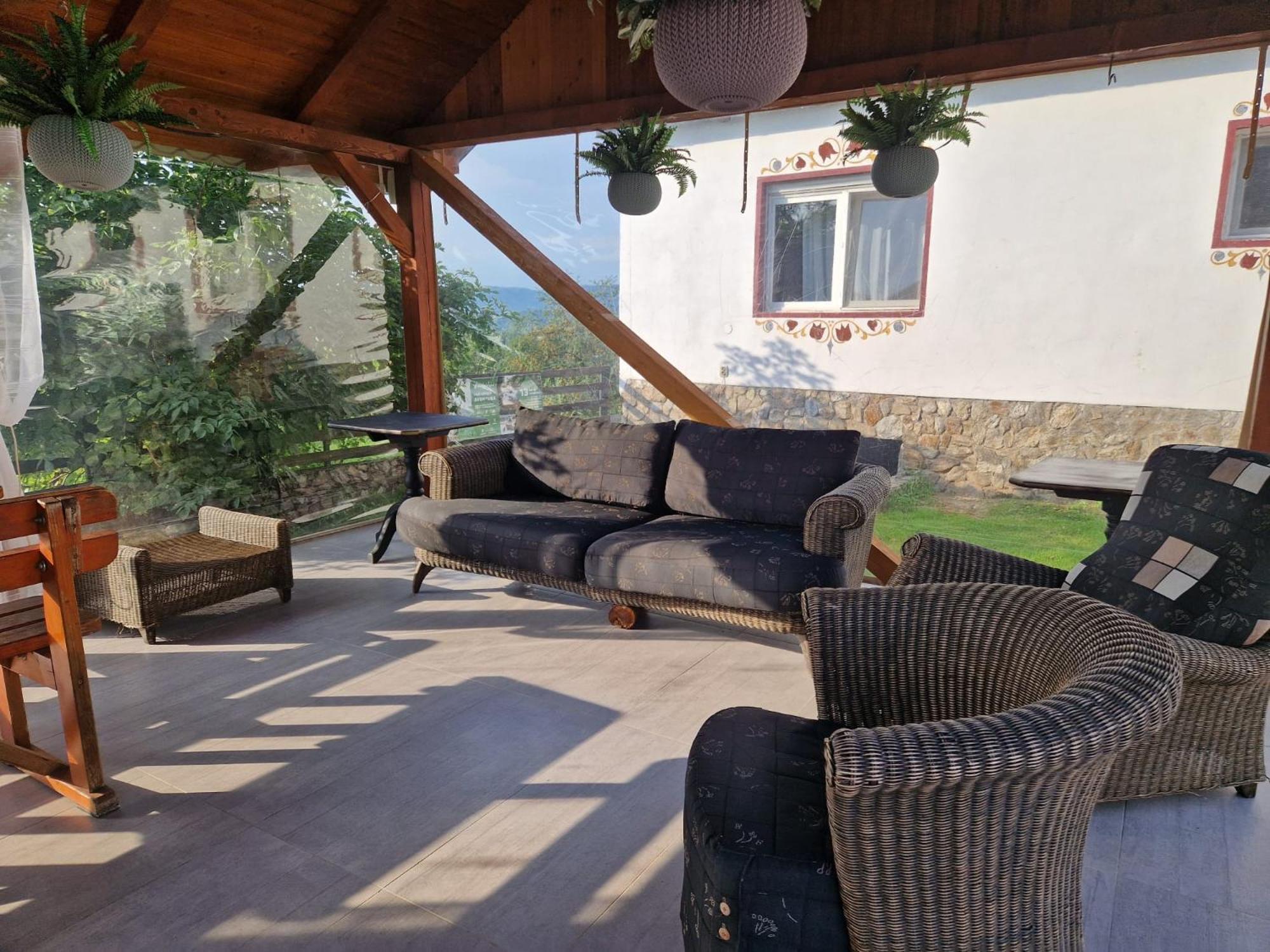 Pensiunea Turistica Retreat Belvedere Vadu Crisului Exterior photo
